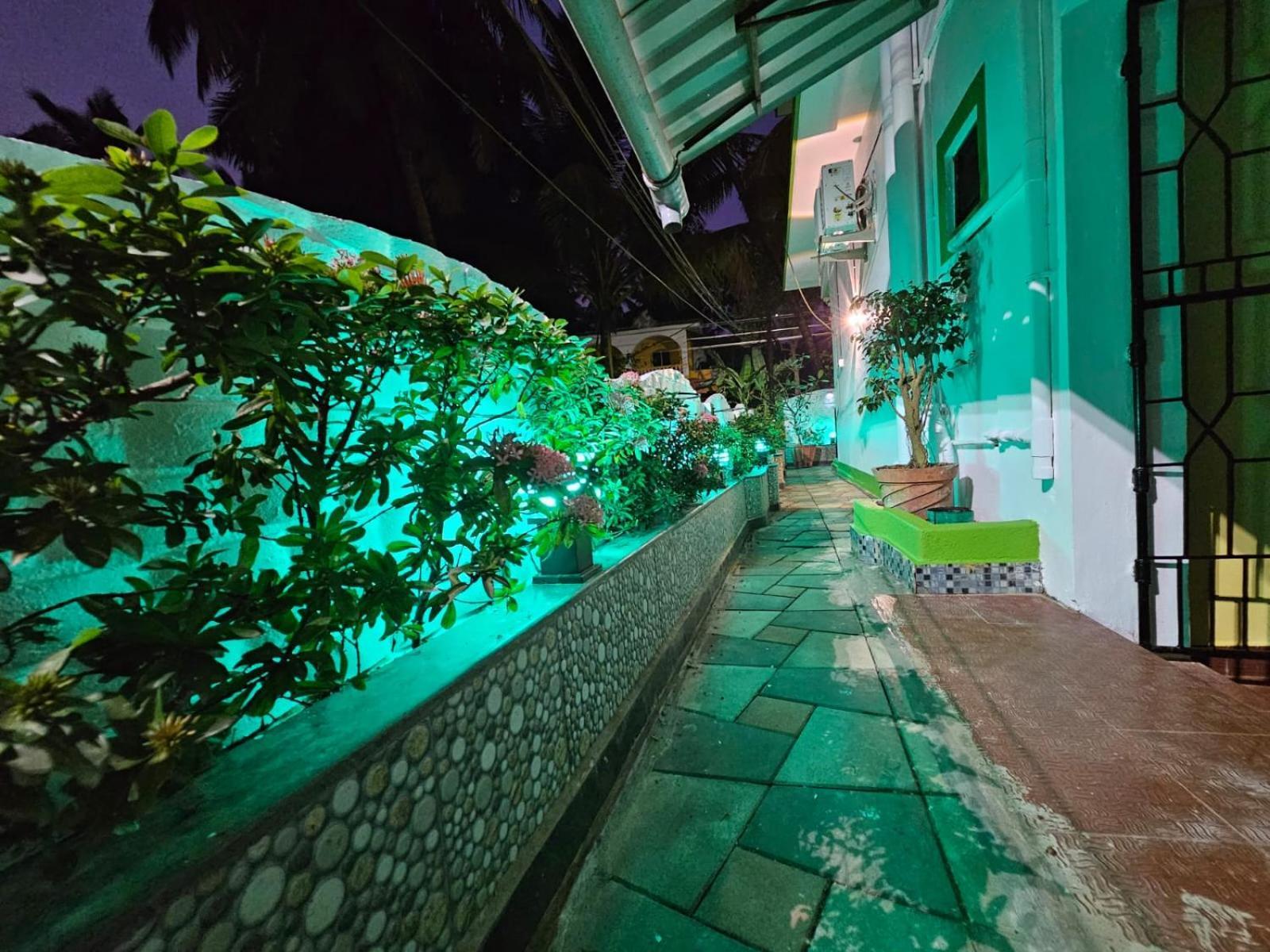 C Pearl Hotel Majorda Kültér fotó